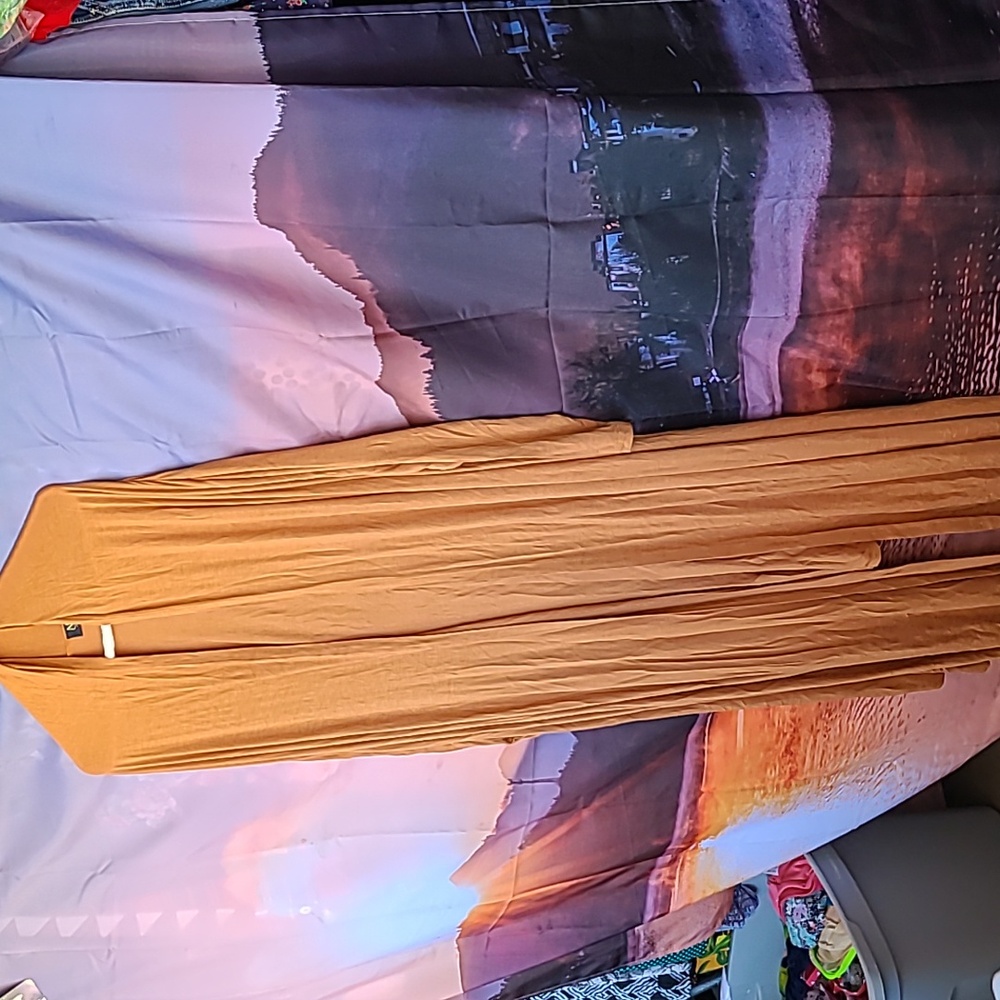 Long coverup camel color sz large petite new condition nene